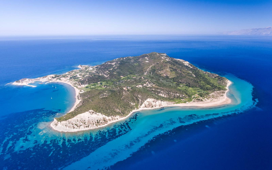 There are three islands off the northwest coast of Corfu, Erikouusa, Othoni and Mathraki, popular with day-trippers from resorts like Sidari.