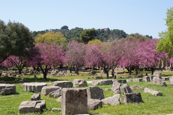 Travel guide to Ancient Olympia in the Peloponnese of mainland Greece, home to the original Olympic Games.